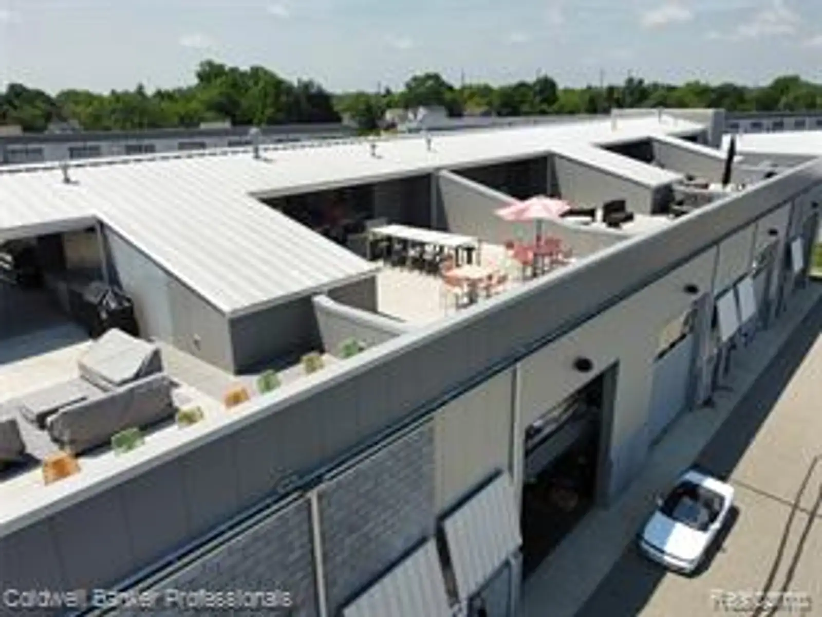 M1 Concourse Rooftop Building Unit image 22