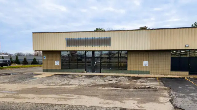 1301 W Holmes St thumbnail 2