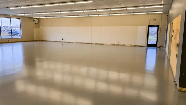 1301 W Holmes St thumbnail 3
