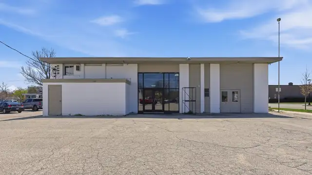 301 McDonald St thumbnail 2
