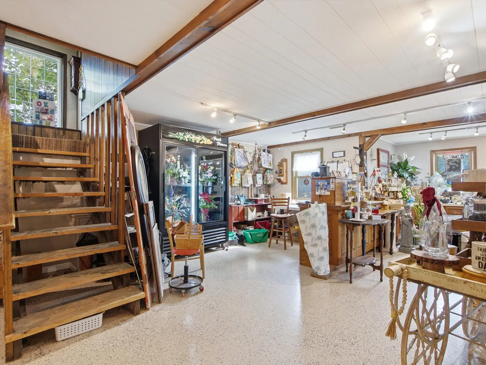 425 S Ortonville Rd image 19