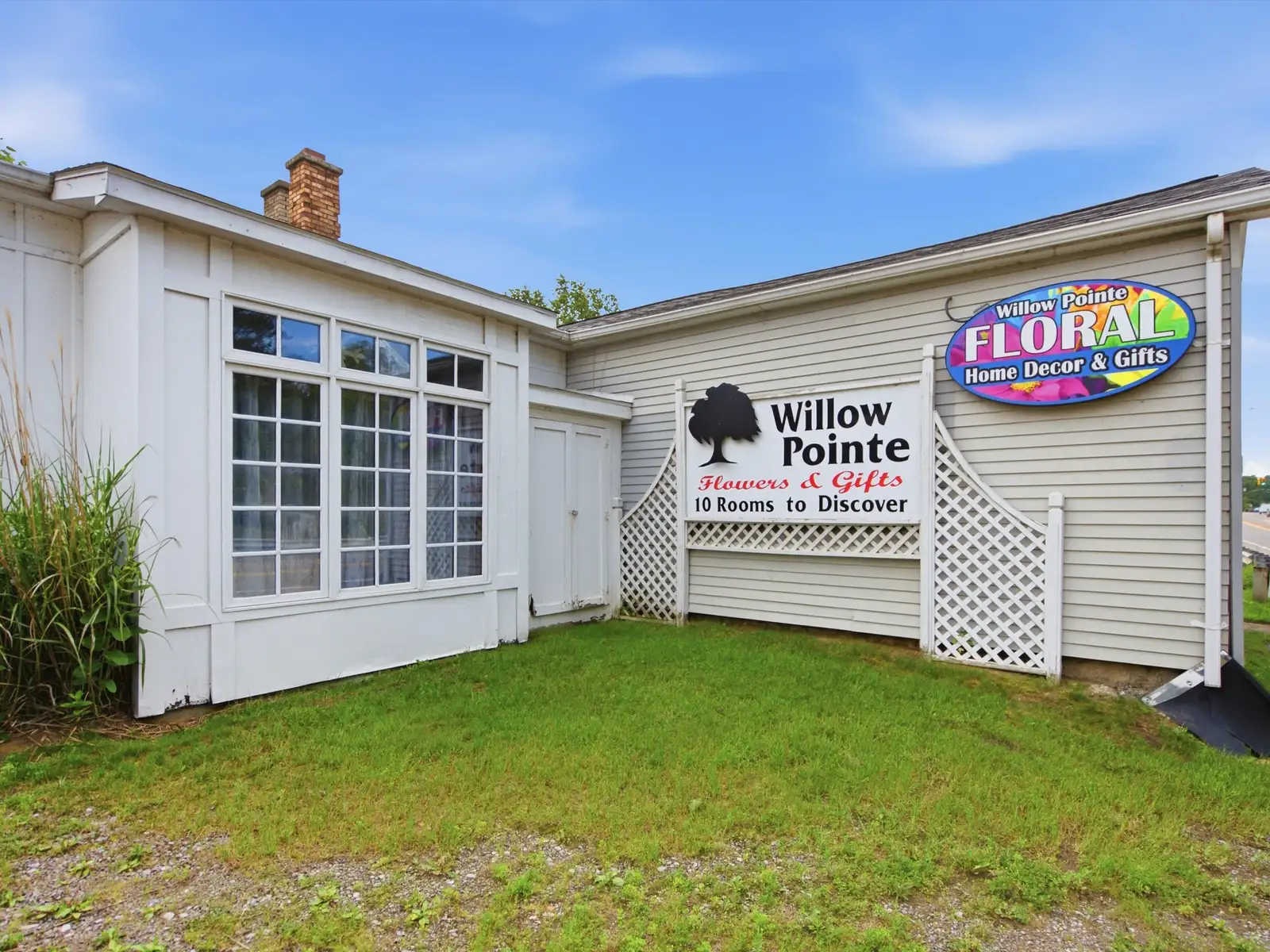 425 S Ortonville Rd image 10