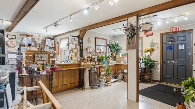 View image 18