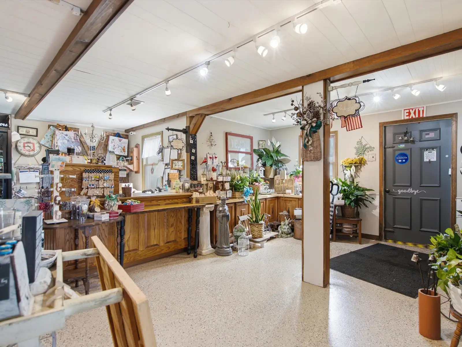 425 S Ortonville Rd image 18