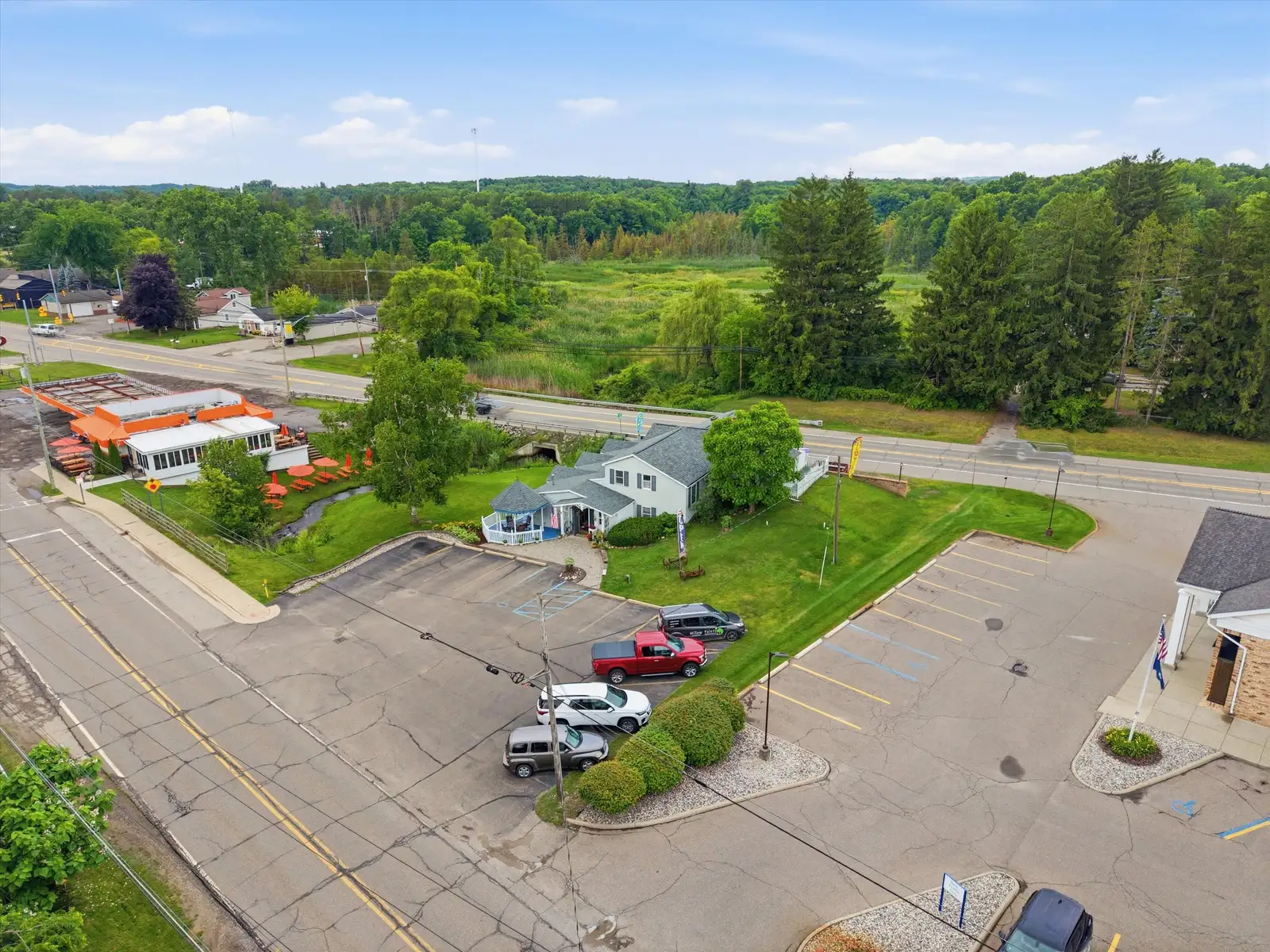 425 S Ortonville Rd image 6