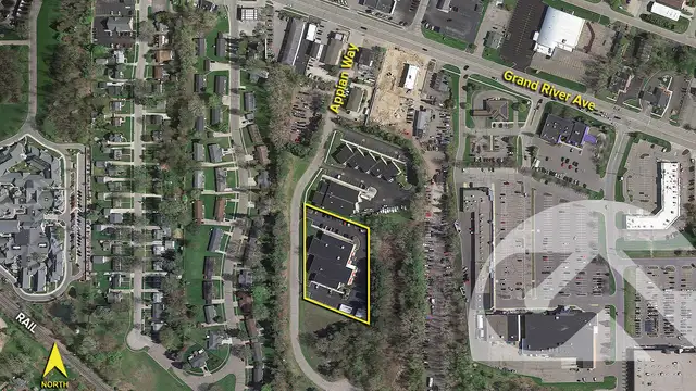 301-302 Appian Way thumbnail 2