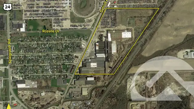 5400 N Detroit Ave thumbnail 3