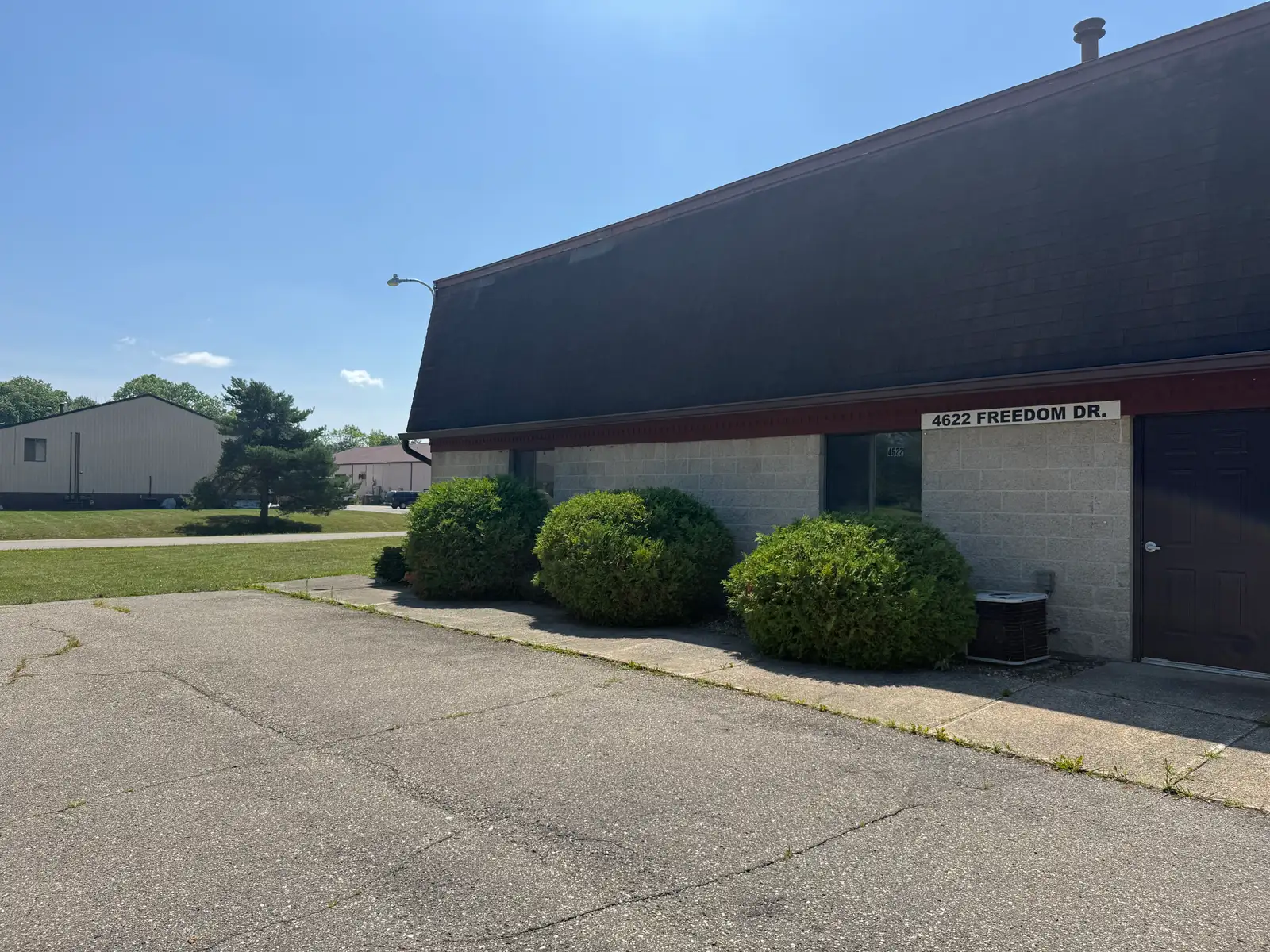 4660 - Ann Arbor Office/Flex/ Warehouse for Lease - Pittsfield Twp