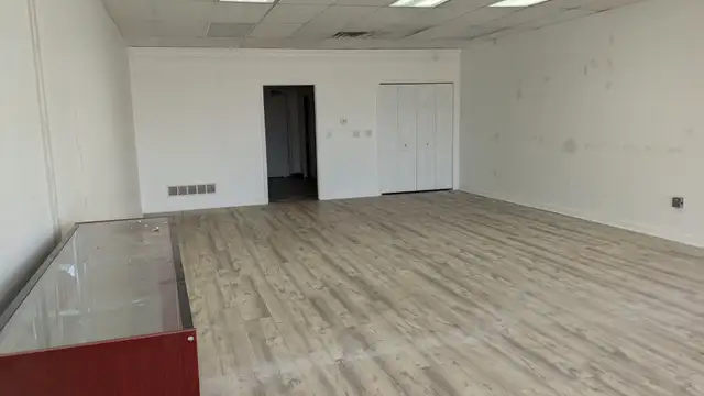2375 S Cedar St thumbnail 5