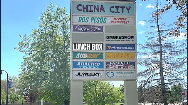 Van Buren Plaza thumbnail 3