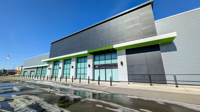 SubLease  - Amazon Fresh thumbnail 2