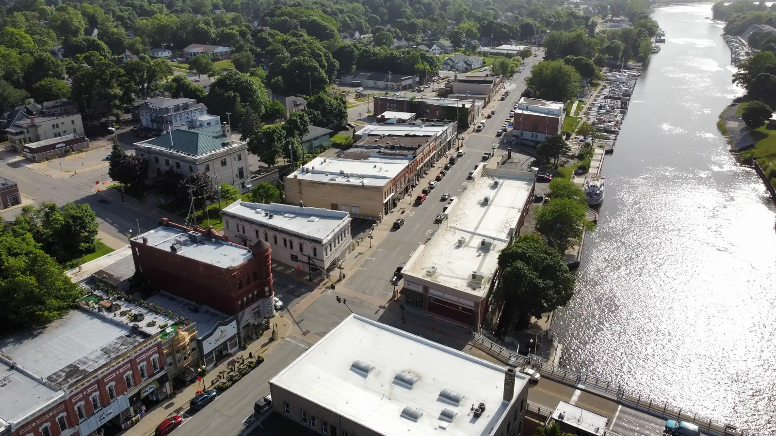 Mixed Use Opportunity in Manistee image 3