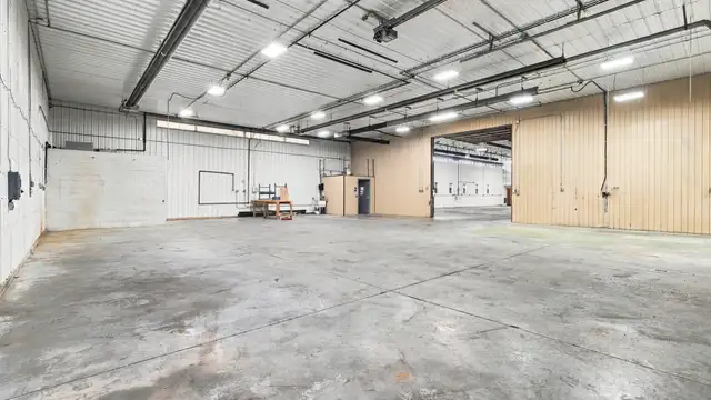 View image 17
