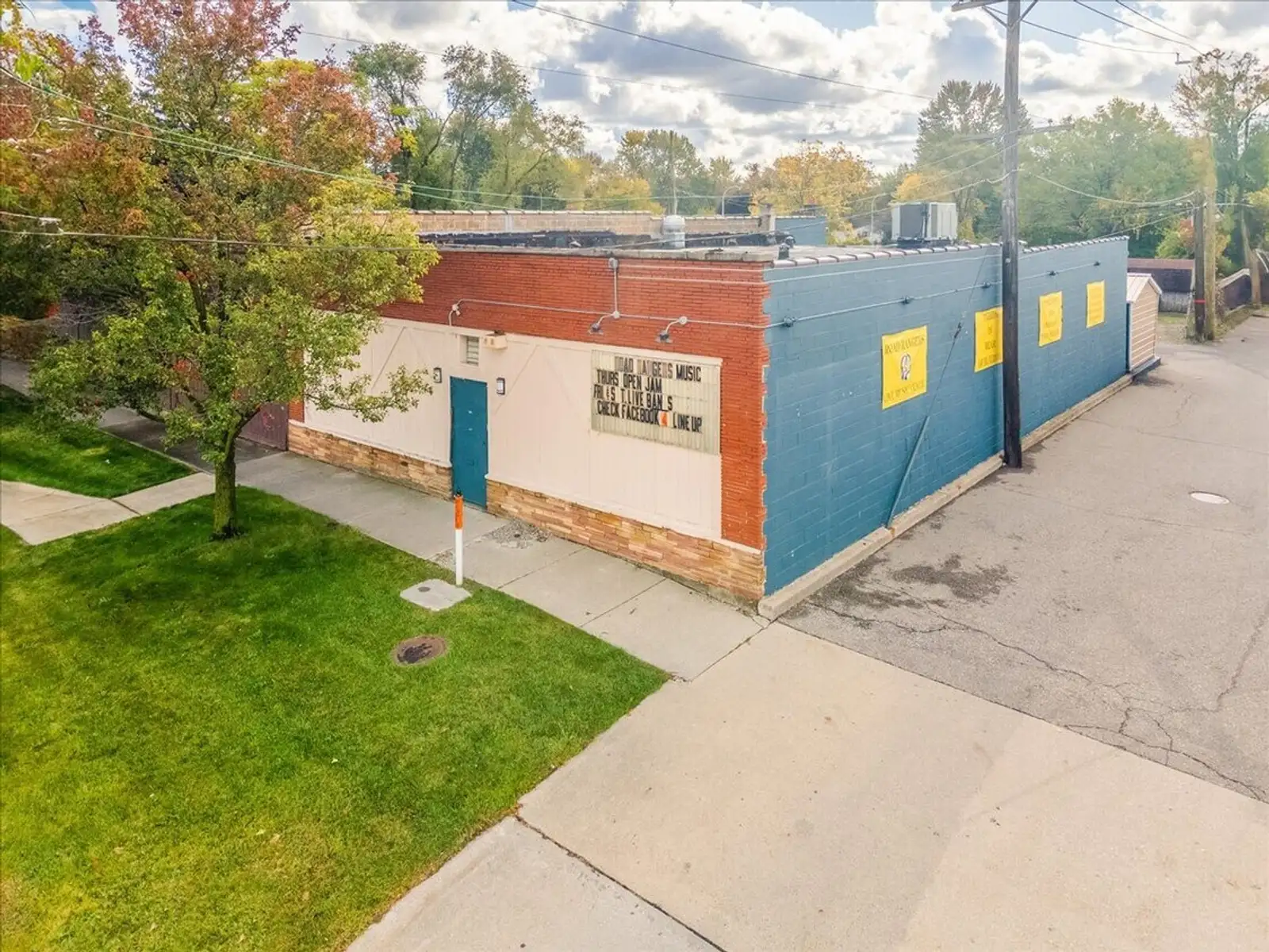 23925 Goddard Road image 4