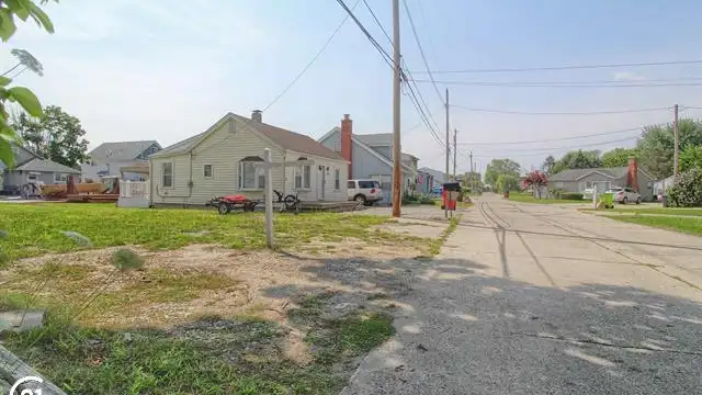 View image 13