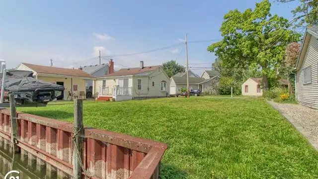 View image 11