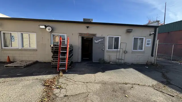 2518 Cedar Street image