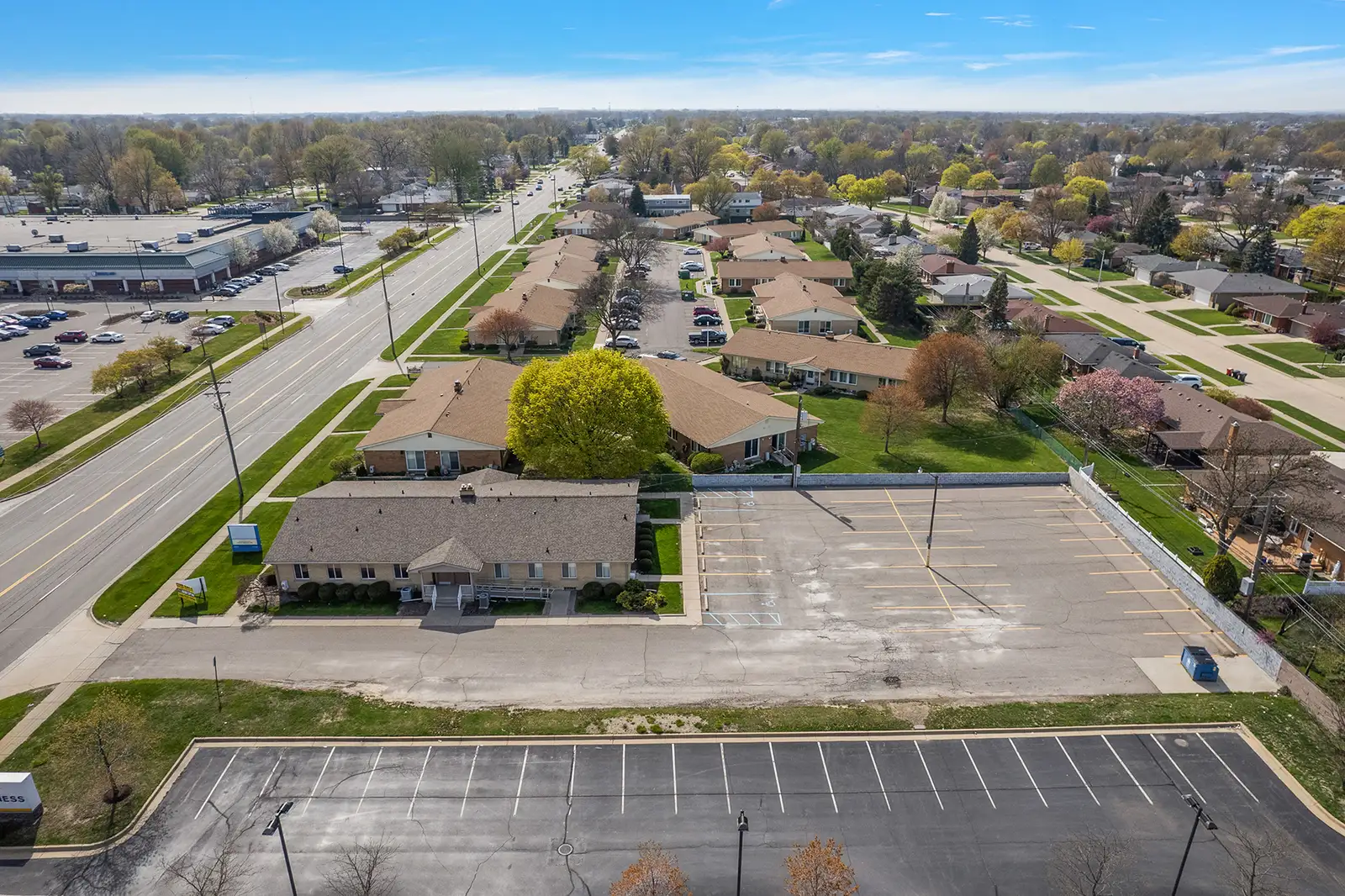 19353-19357 13 Mile image 4