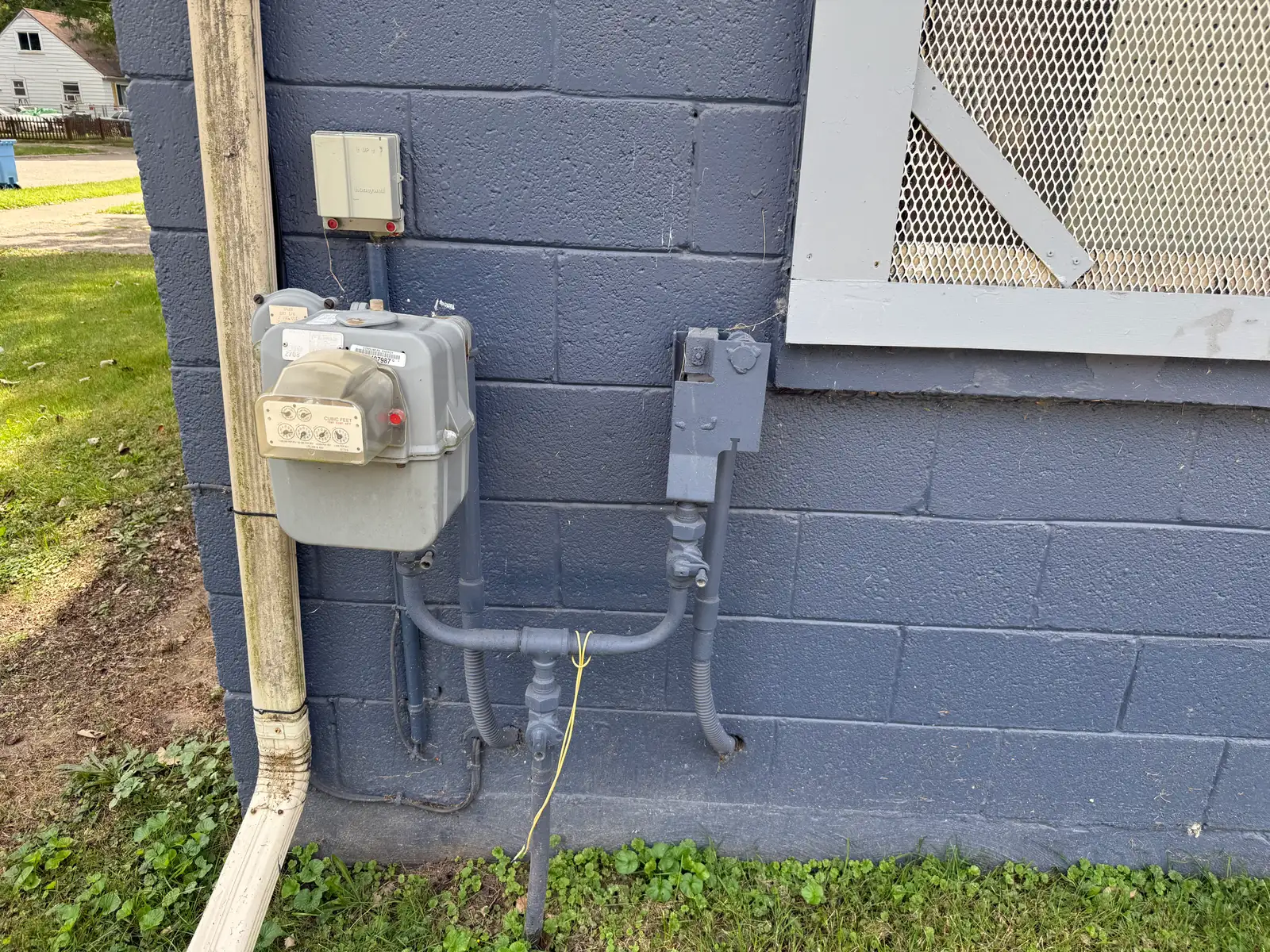 1616 Perkins St image 10