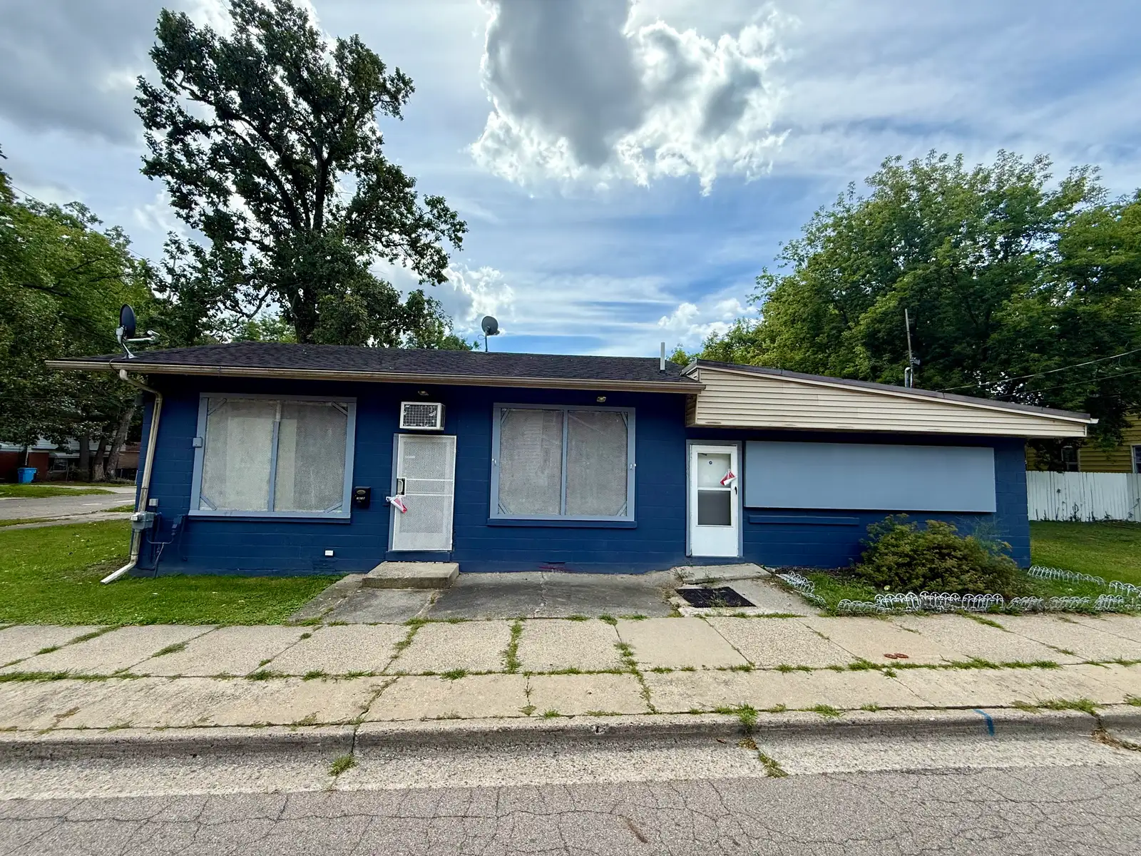 1616 Perkins St image 1