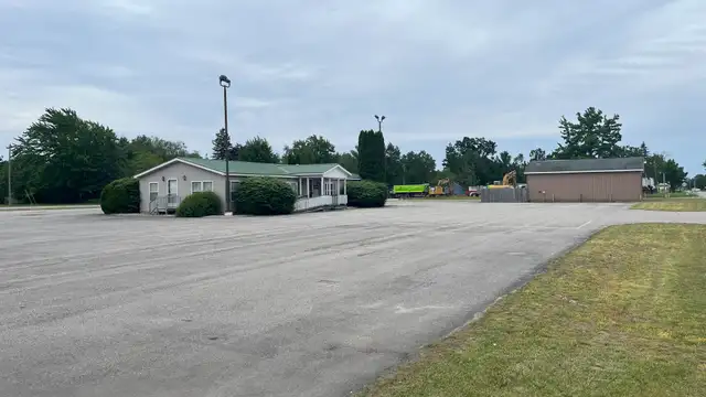 810 N Birch St thumbnail 2