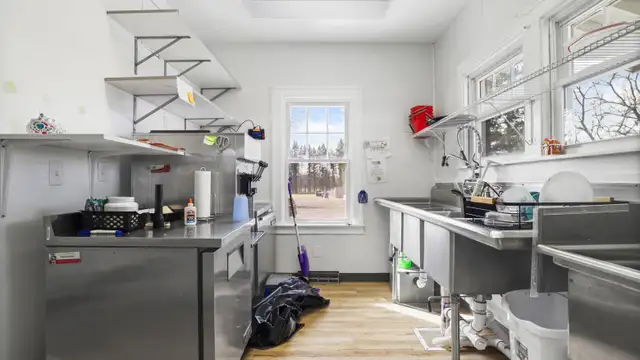 2250 E Main St thumbnail 3