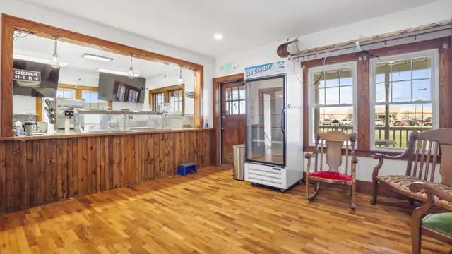 2250 E Main St thumbnail 5