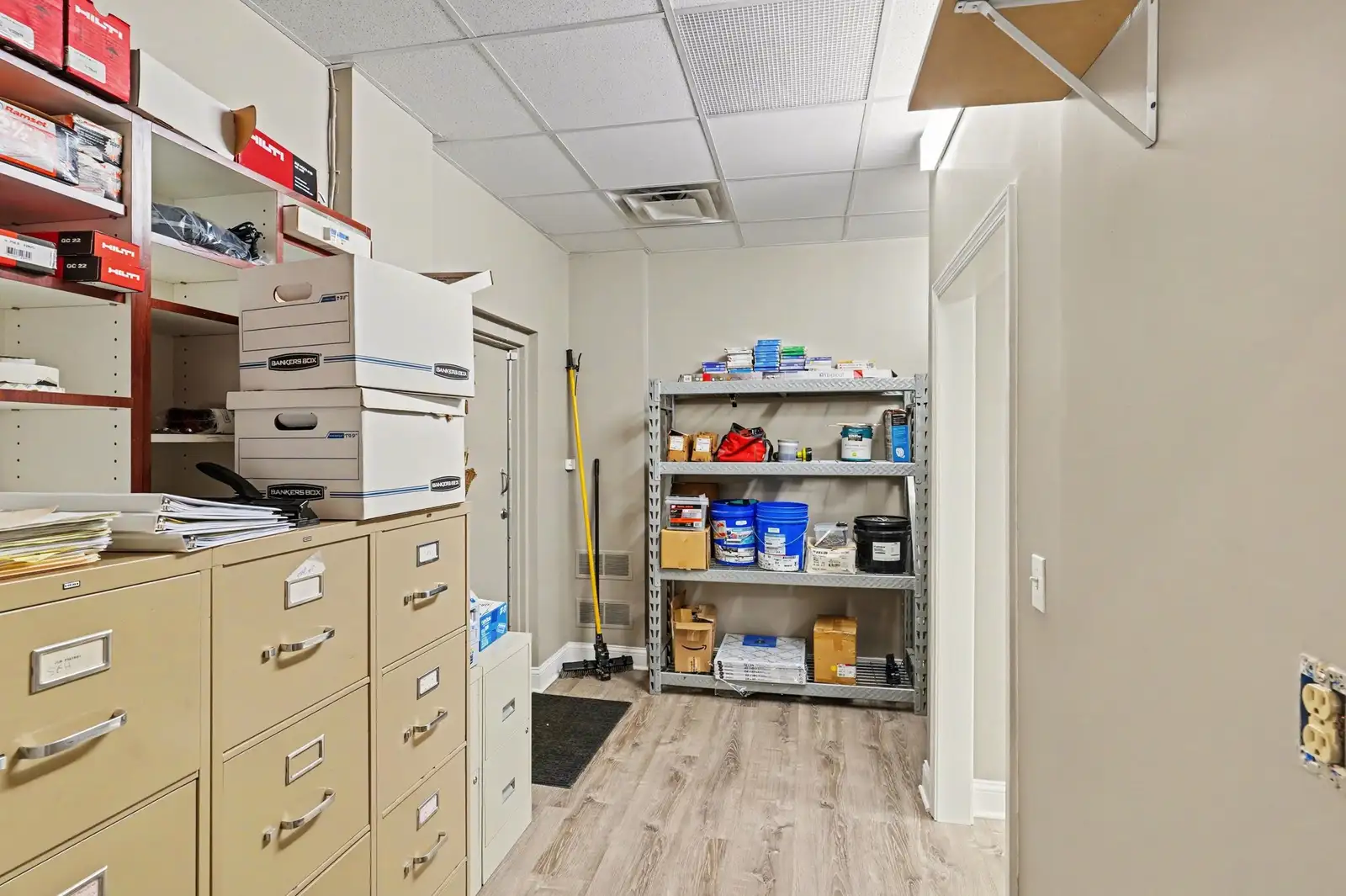 11225 S Saginaw St Suite 5 / Unit B image 9