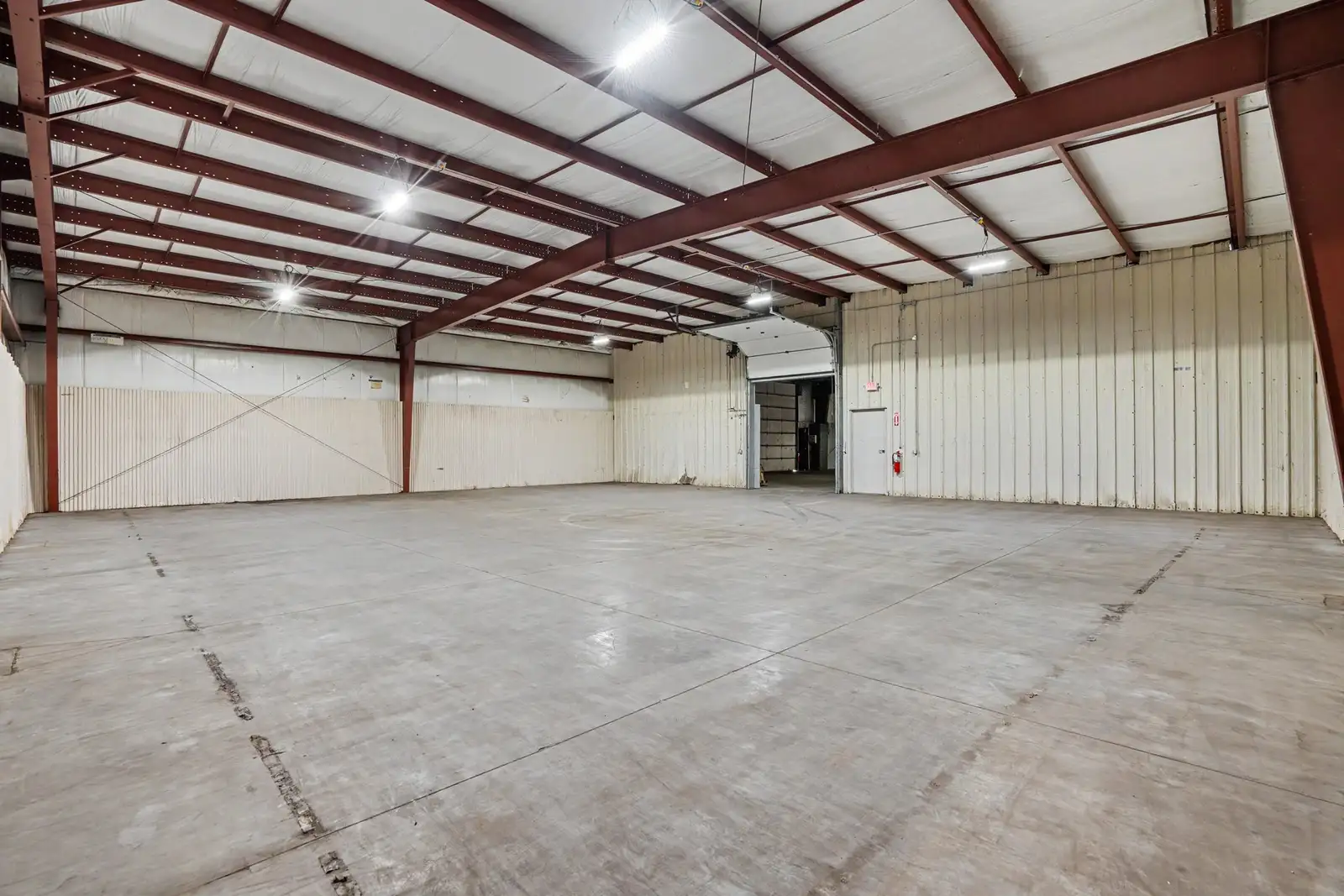 5846 Venture Way image 4
