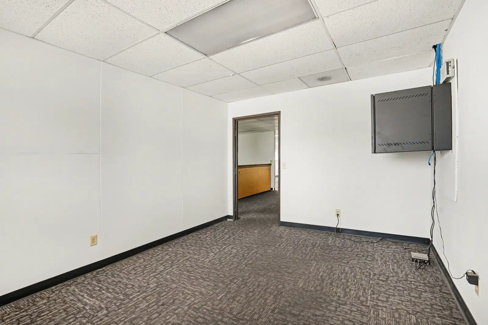 5846 Venture Way image 16