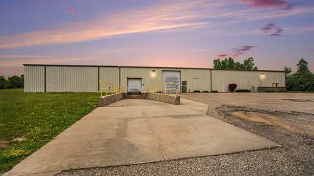 5846 Venture Way thumbnail 2