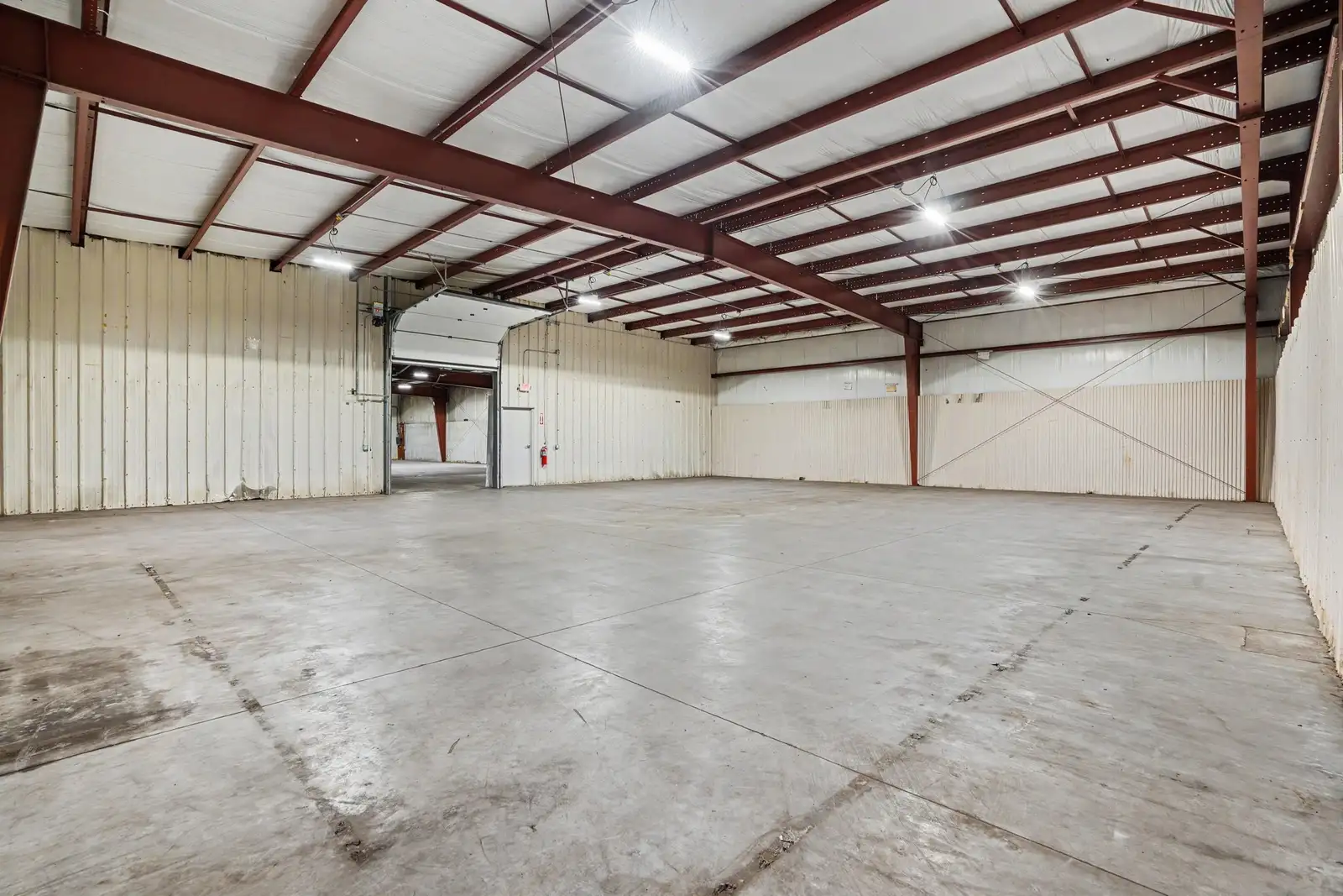5846 Venture Way image 8