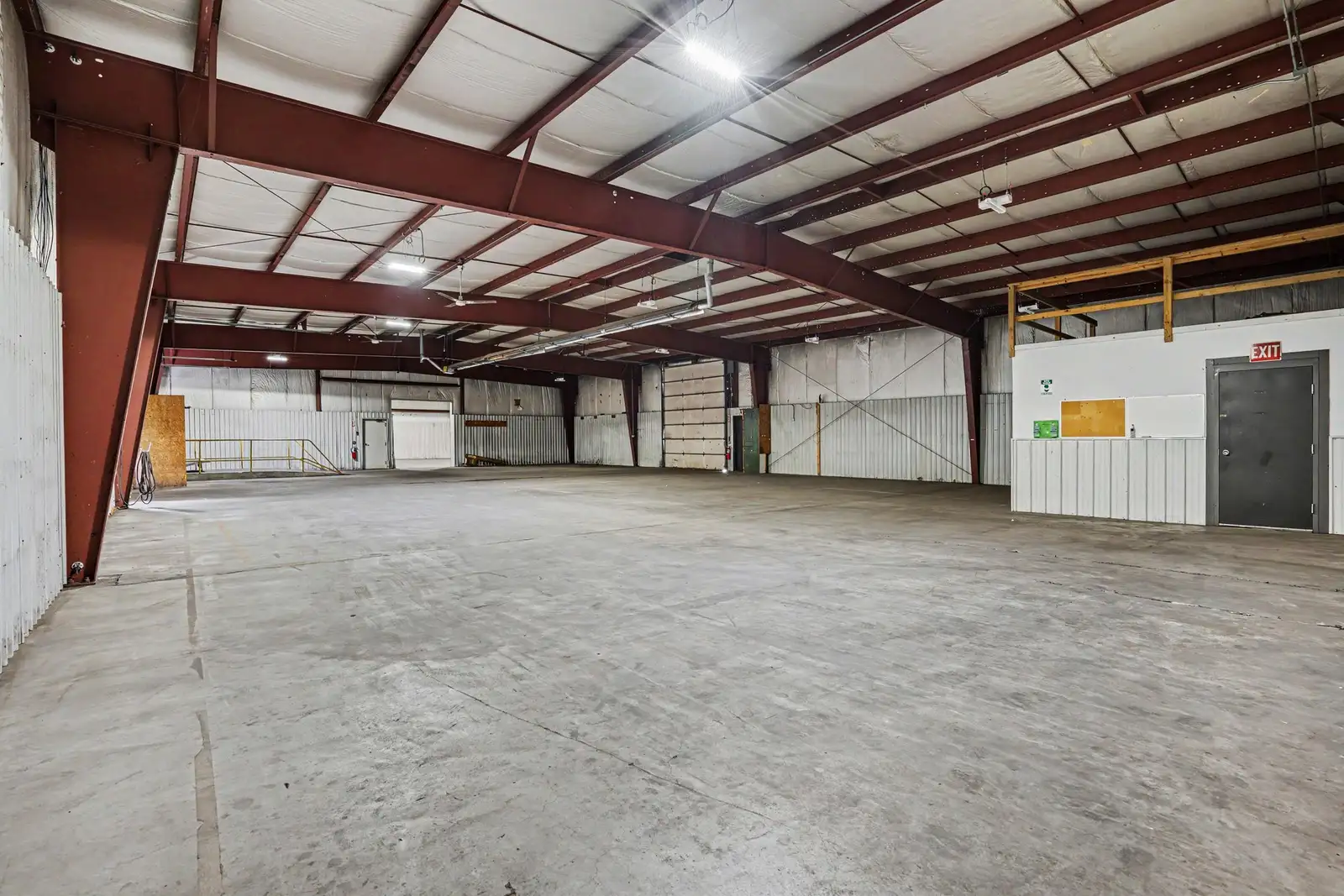 5846 Venture Way image 7