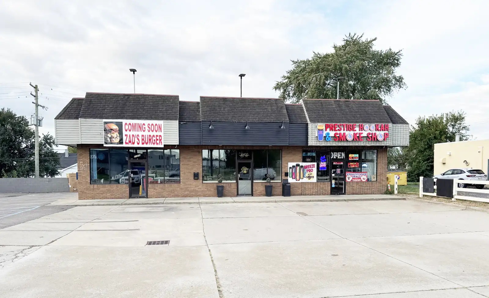 21396 Cass Ave, Clinton Township, MI 48036