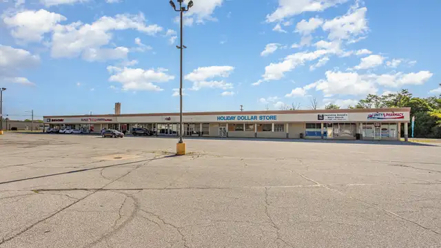 3405 E Genesee Ave thumbnail 4