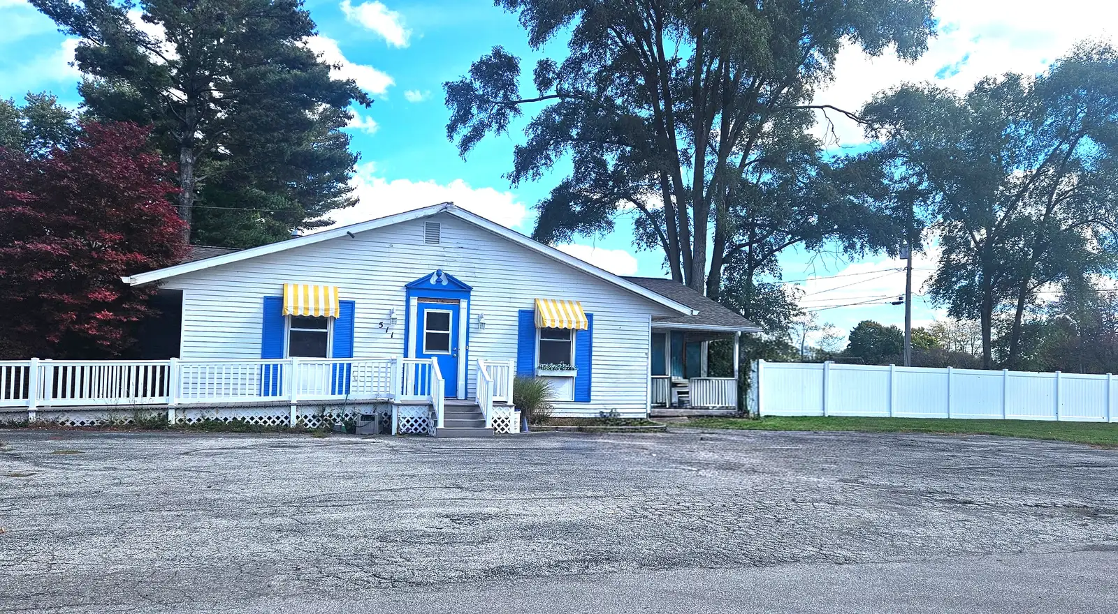 511 S Center Rd