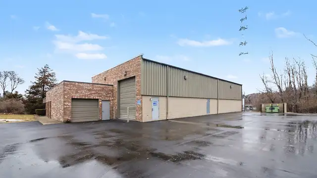 1200 Holden Ave thumbnail 3