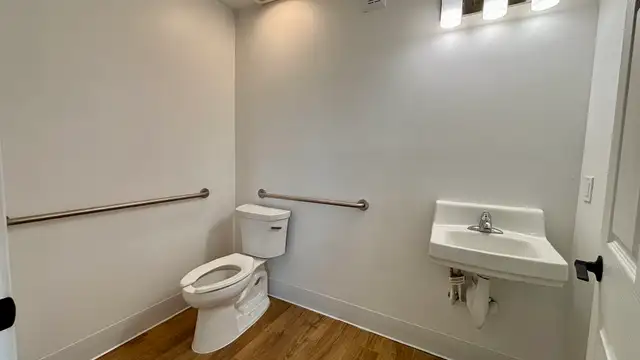 View image 11