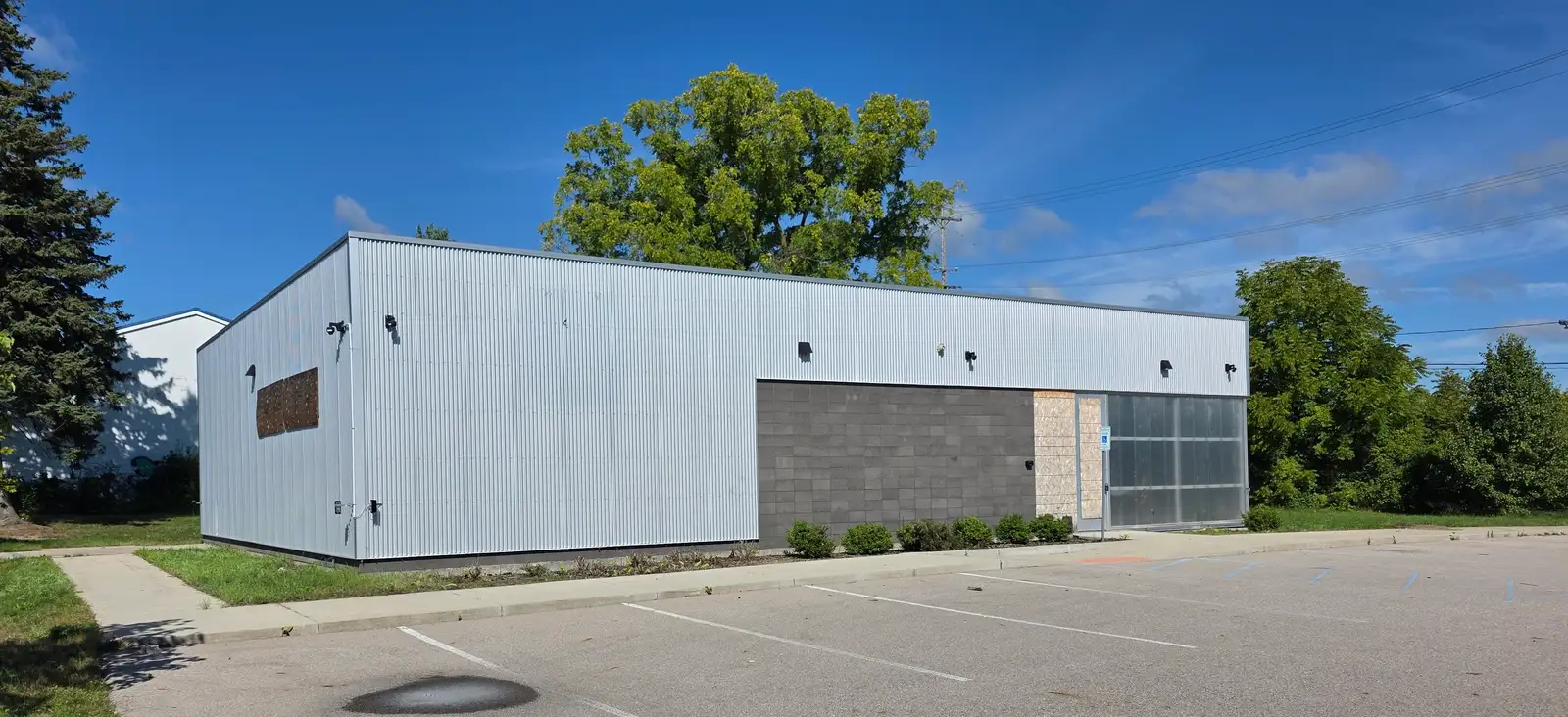 1227 James P Cole Blvd image 8