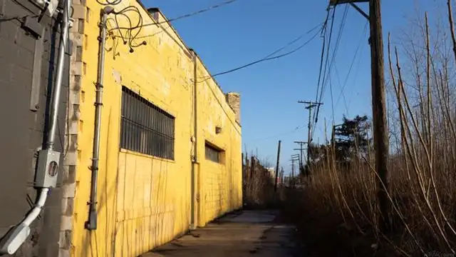 View image 9