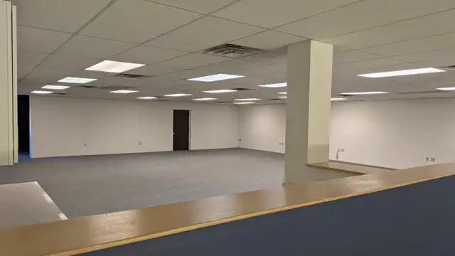 Open Office and Warehouse Space thumbnail 5