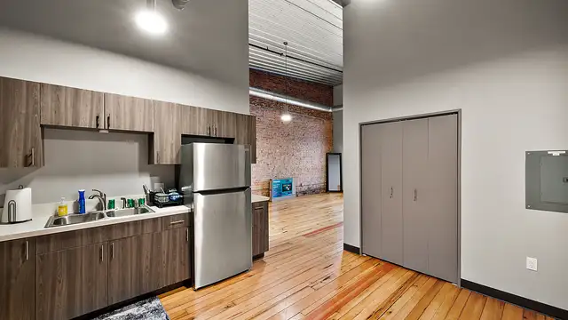 View image 6