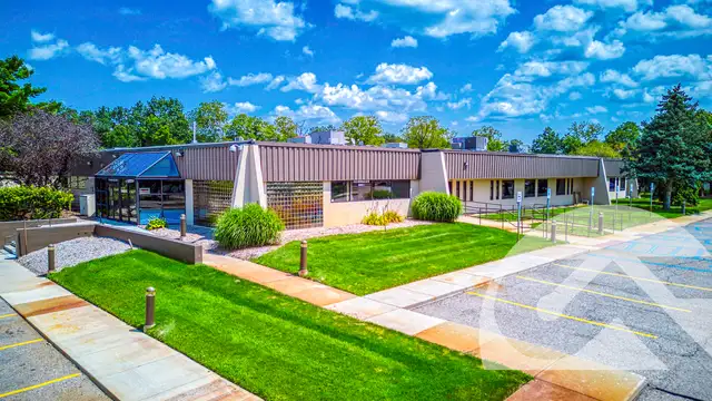 7322 Newman Blvd thumbnail 1