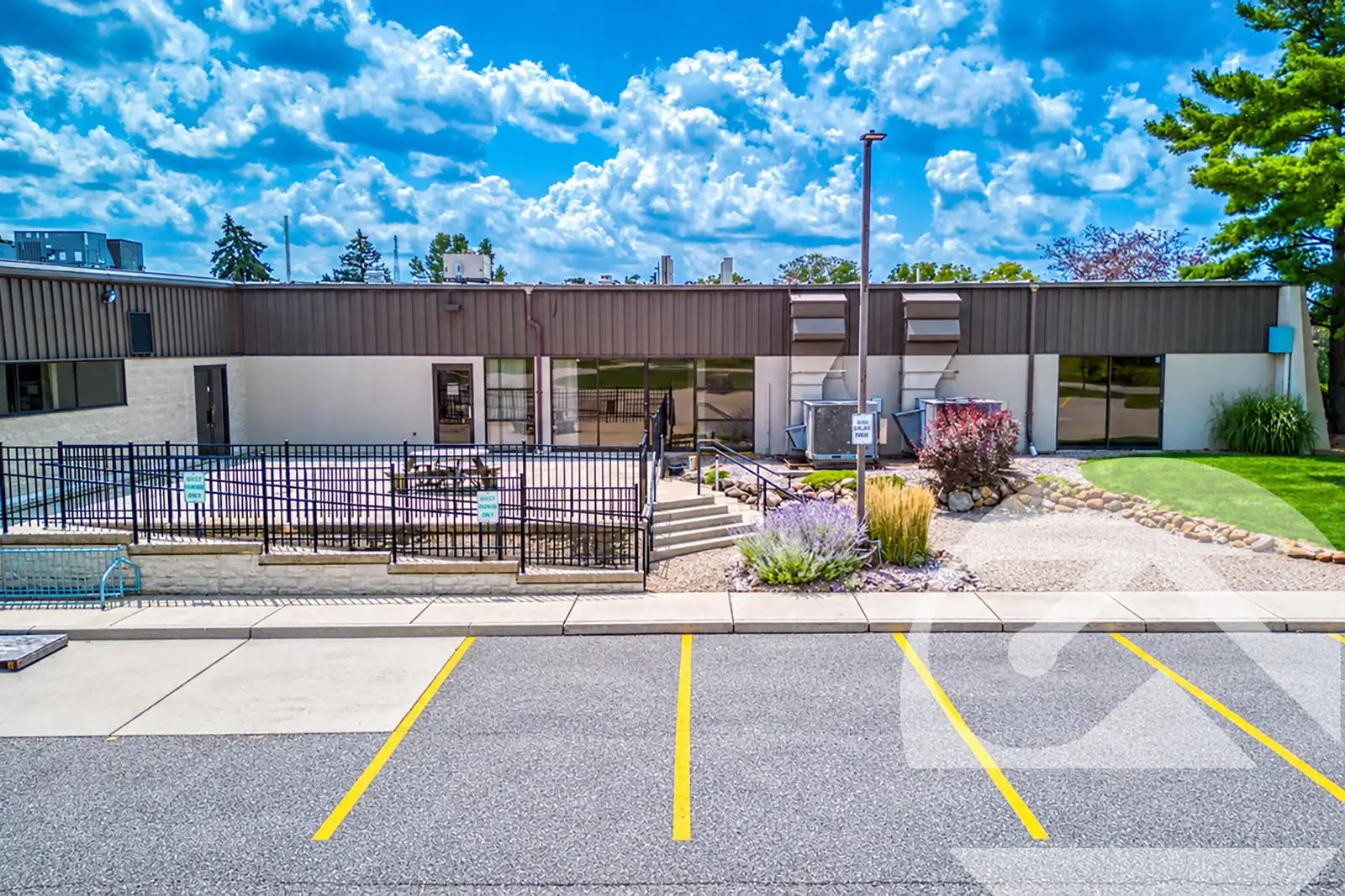 7322 Newman Blvd image 4