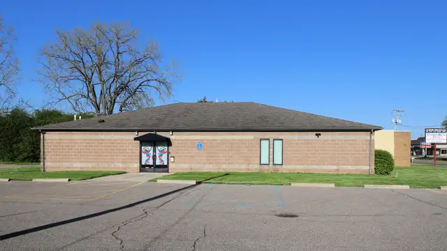 3525 E Court St thumbnail 4