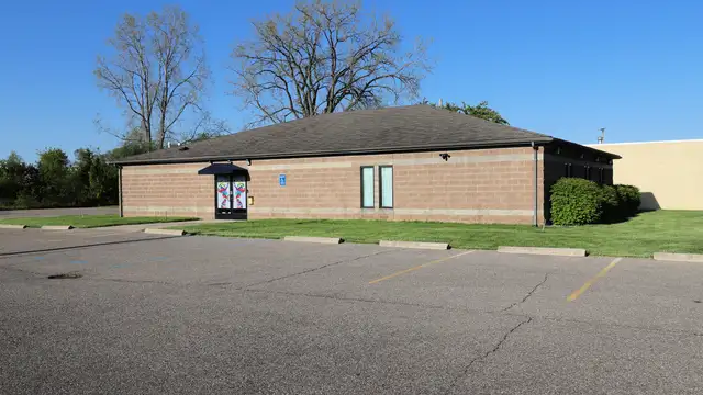 3525 E Court St thumbnail 5