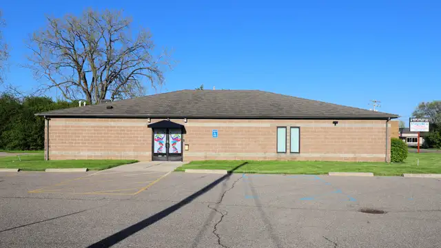 3525 E Court St thumbnail 2