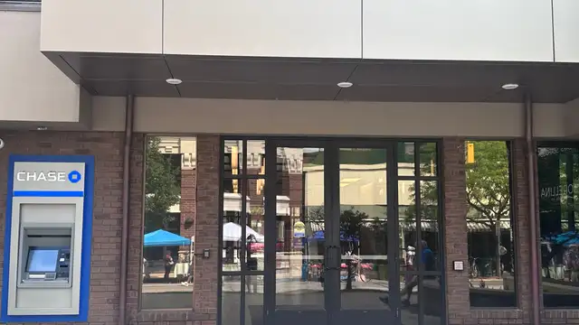 250 E Front St thumbnail 2