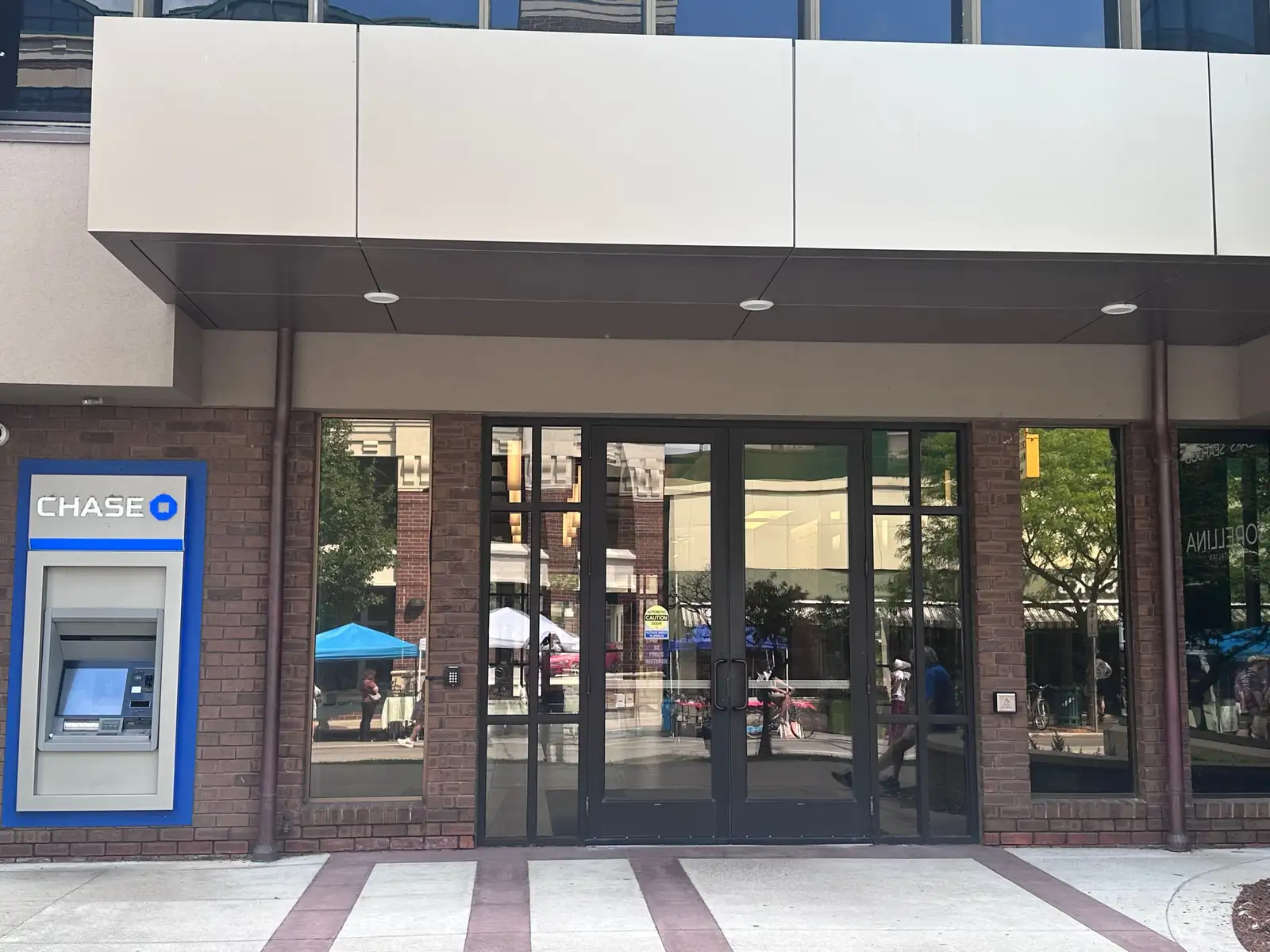 250 E Front St image 2