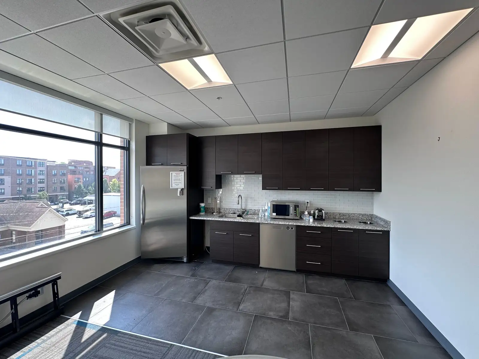 250 E Front St image 33